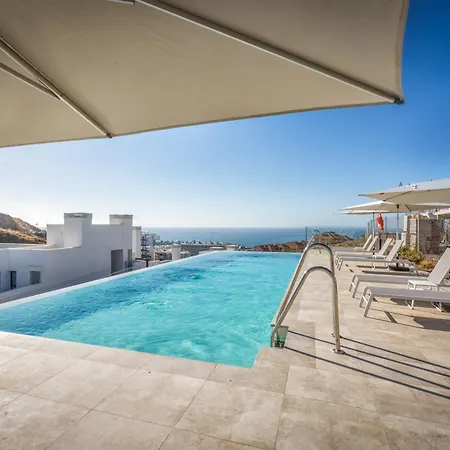 Vivi Homes - Solara Appartement